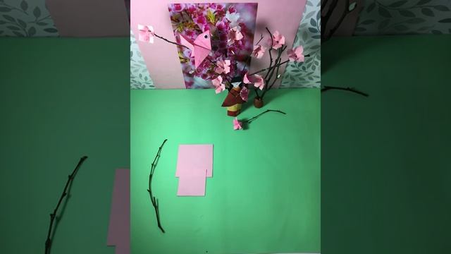 Поделка. Мастер - класс "Цветок сакуры оригами на веточке". (Часть 1. Подготовка материалов). смотреть онлайн