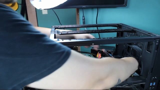 XEON E3 1220 V3 WITH GTX 1050TI IN 2020!? смотреть онлайн