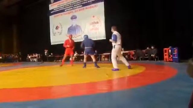 'Охотник' Садырбек уулу Узак боевое самбо 2016 смотреть онлайн