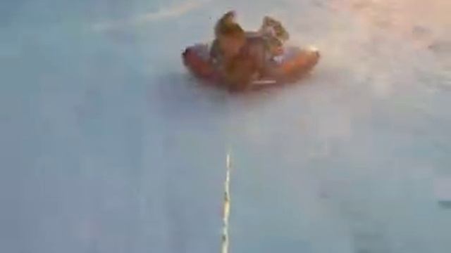 snow rubber dingy 2 смотреть онлайн