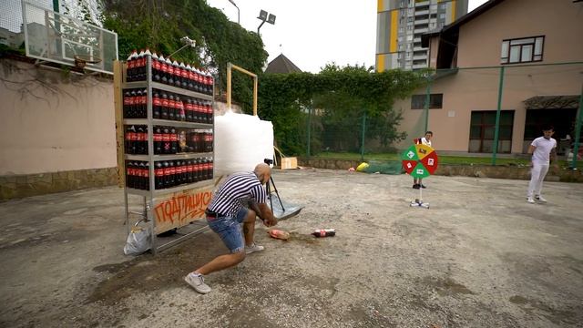 ПРОВЕРКА 100 СЛОЕВ КОКА КОЛЫ НА ПРОЧНОСТЬ ЧЕЛЛЕНДЖ смотреть онлайн