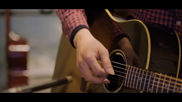 Gibson J-45 1942 Banner Fingerstyle смотреть онлайн