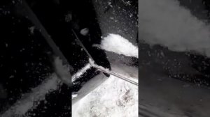 Как вскрыть дверь не снимая обшивку  на ваз 2112 2110 и т.д.