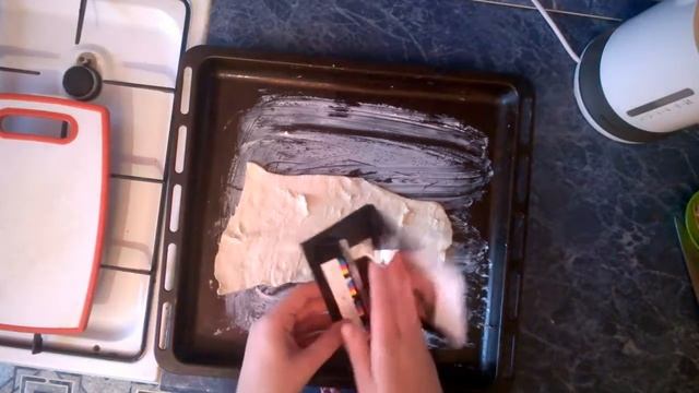 #Вкусно.  Быстрая слоеная булочка с шоколадкой.