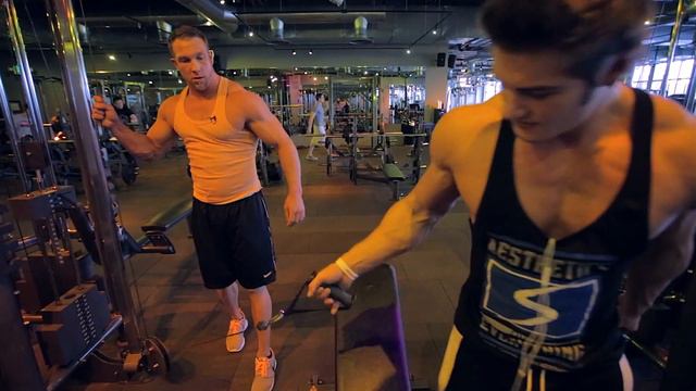 Matt Pattison & Jeff Seid - Chest Workout смотреть онлайн