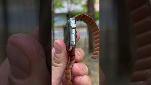 В чем отличия премиум версии Apple Watch, от обычной? смотреть онлайн