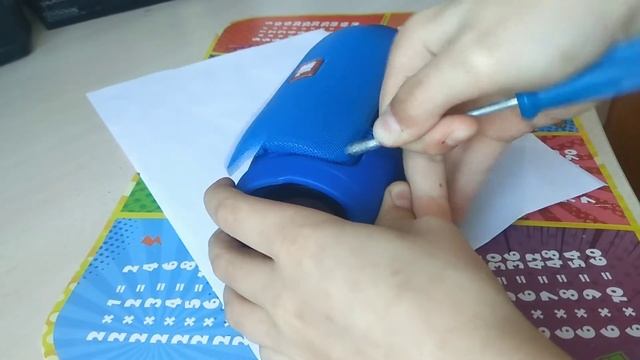 снятие сетки с колонки JBL смотреть онлайн