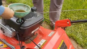 Как поменять масло в газонокосилке DDE briggs stratton 675.