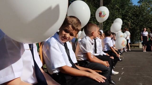 В станице Ловлинской открыли школу после капитального ремонта смотреть онлайн