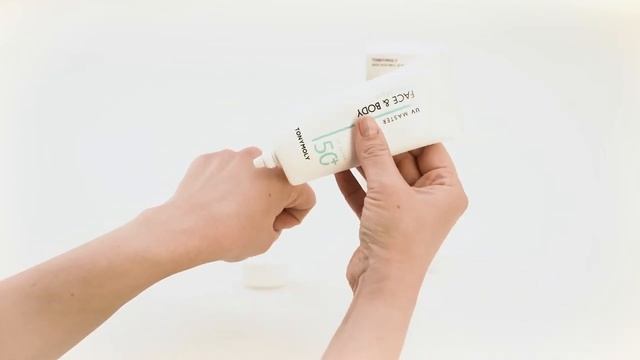 UV Master Face & Body Sun Cream SPF50 PA+++ Солнцезащитный крем для лица и тела смотреть онлайн