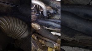 Форд Фокус 3. Ford Focus 3. снятие шлангов отопителя салона, печки.