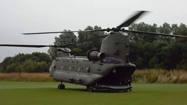 Chinook Helicopter Start Up RAF East Kirkby Airshow