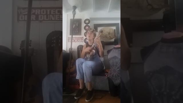 Ukulele pixies cover Where is my mind? смотреть онлайн