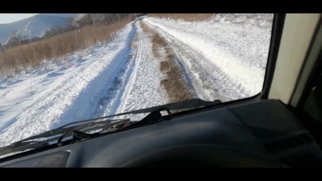 Уборка снега вручную... смотреть онлайн
