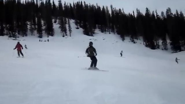 Ski Trip big group ski.AVI смотреть онлайн