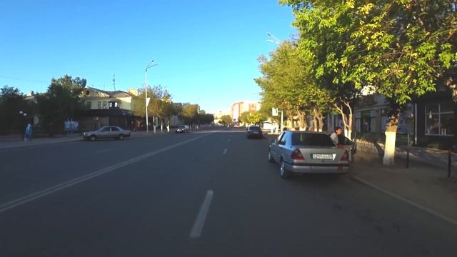 Жезказган: ул. Сатпаева ( Балхашская, Вокзальная) на велосипеде смотреть онлайн
