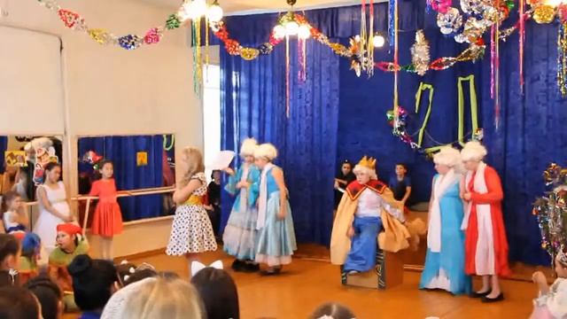 Спектакль с нового года 2018 смотреть онлайн