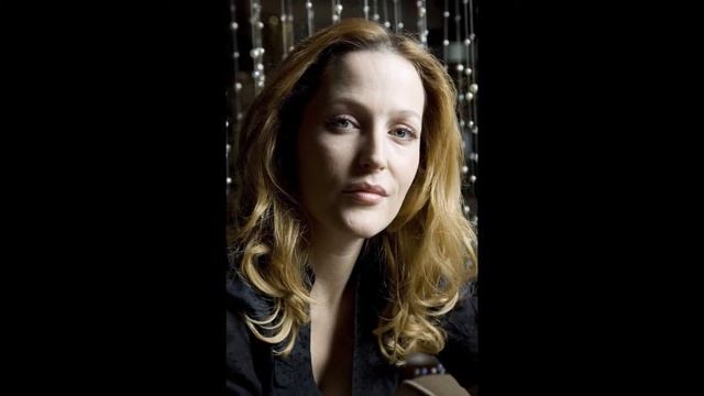 Джилиан Андерсон (Gillian Anderson) musical slide show смотреть онлайн