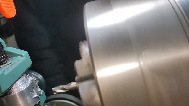 Первая стружка на фрезерном приспособлении ИТ1М на МС03 смотреть онлайн