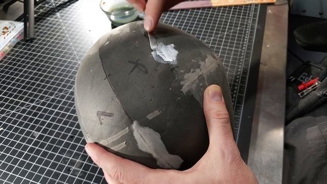 How to fill EVA Foam gaps and seams for Props and Armor | Cosplay Apprentice смотреть онлайн