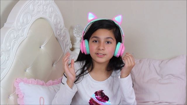 Riwbox LED CAT Headphones CT-7 With Children Volume Control and Mic смотреть онлайн