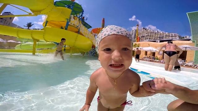 Аквапарк Гавайи. Aquapark Hawaii. Одесса. Соня в аквапарке смотреть онлайн