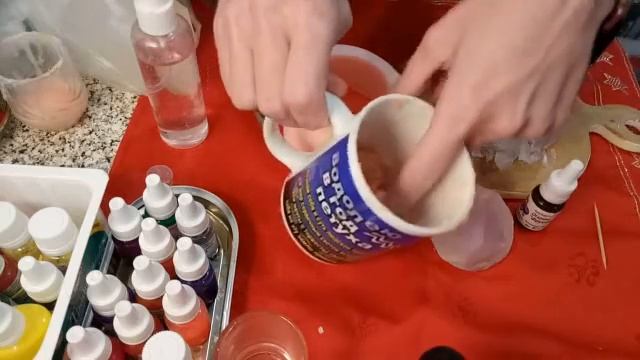 Мыло-Банка с красной икрой(DIY SOAP) Своими руками!!! смотреть онлайн