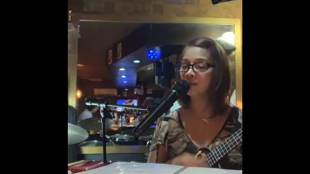 UKELELE..i will one of my favorite song... смотреть онлайн