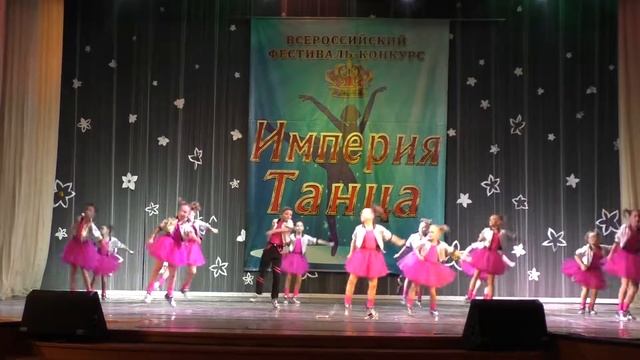 Шоу-группа "Апельсин" танец "Сделай селфи" смотреть онлайн