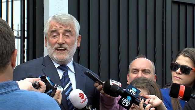 Заев, Ахмети и Тачи на средби со Хајндл смотреть онлайн