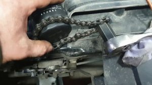 Ниссан Кашкай + 2  2.0L - Замена масла в двигателе.