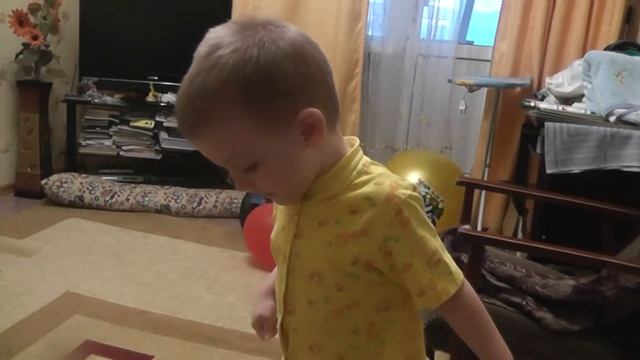 Максим учит стишок (2) смотреть онлайн