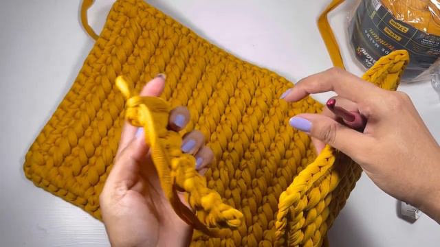 COMO FAZER BOLSA DE CROCHÊ COM PADRÃO FÁCIL E LINDA / vídeo tutorial para você смотреть онлайн