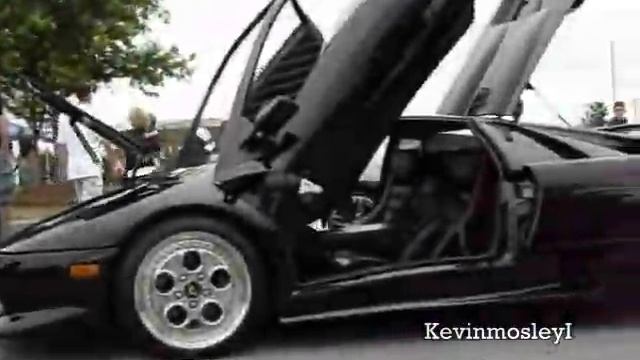 Lamborghini Diablo VTs смотреть онлайн
