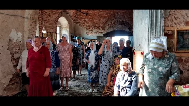 Песнопение ,,Радуйся Святая Дево Радуйся Святая Мать'' хр. Смоленской иконы Божьей Матери п. Ромода смотреть онлайн