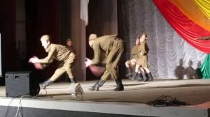 Танец военных.Dance of the military.
