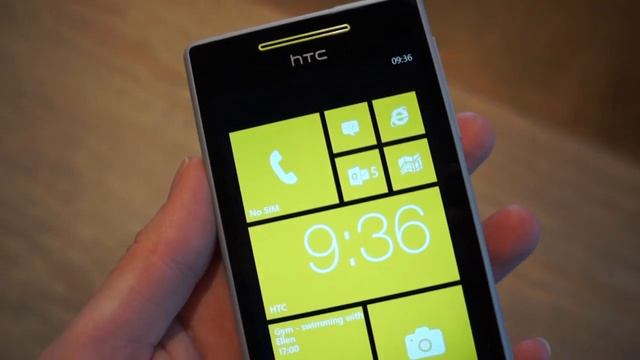 HTC 8X and 8S Windows Phone 8 Smartphones Hands-On смотреть онлайн