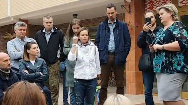 Как решить проблемы с благоустройством своего двора смотреть онлайн