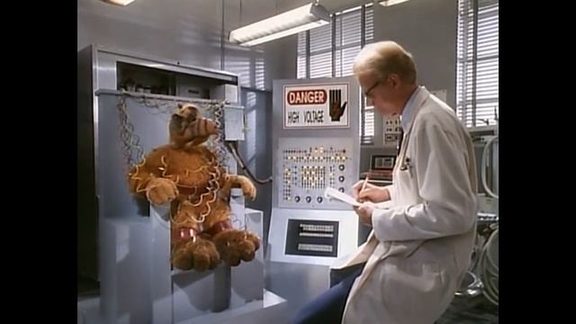 Проект: Альф, 1996. Уверяю тебя: это совершенно безопасно. смотреть онлайн