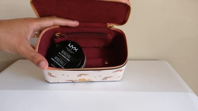 Coach Vanity Case in Rainbow Printed Coated Canvas смотреть онлайн