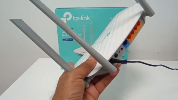 How to reset TP-Link Archer C50 Wireless Dual Band Router - Urdu/Hindi
