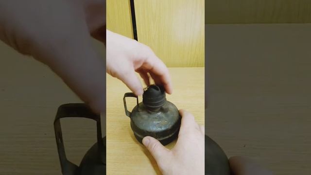 Взял стеклянную бутылку и сделал стекло для керосиновой лампы смотреть онлайн