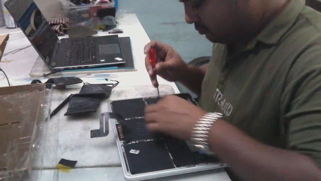 MACBOOK PRO MODEL NO A1708 смотреть онлайн