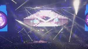 PSY - GENTLEMAN '2013 PSY CONCERT 달밤에체조 (GYMNASTICS BY THE MOONLIGHT)'