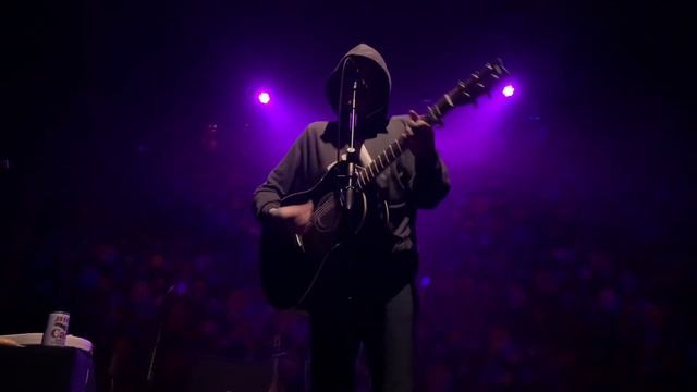 Laura Jane Grace Live - Dysphoria Hoodie - Carousel Tour Union Transfer, Philadelphia PA - 5/5/22 смотреть онлайн