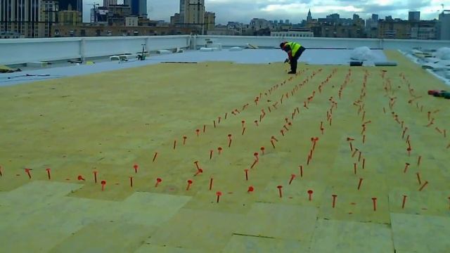 Монтаж мембранной кровли на промышленном объекте смотреть онлайн