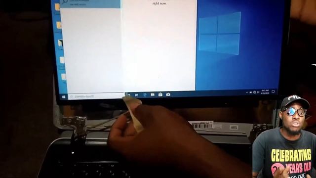 WATCH HOW TO FIX STRAIGHT HORIZONTAL AND VERTICAL LINE ON ANY LAPTOP смотреть онлайн