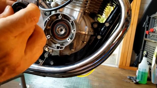 1978 Suzuki GS550 Ep#5: Install A New Dynatech Electronic Ignition! смотреть онлайн