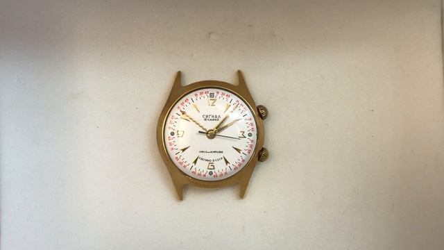 Наручные мужские часы Сигнал (Полет) СССР 1 МЧЗ им Кирова позолоченные смотреть онлайн