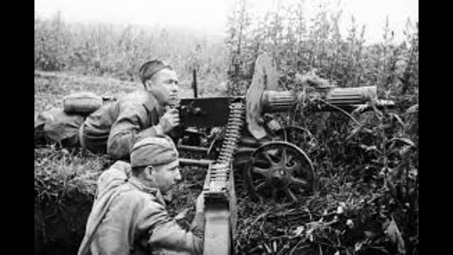 Р. Рождественский "Слушайте!" (отрывок из поэмы "Реквием") Читает Виктор Дитенбир смотреть онлайн